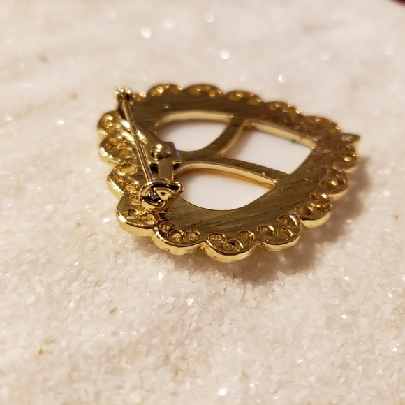 Vintage Ceramic Gold Tone Heart Brooch Red Rose Pin Fancy Valentines - Picture 7 of 8